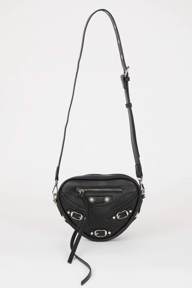 ديفاكتو Woman Faux Leather Shoulder Bag