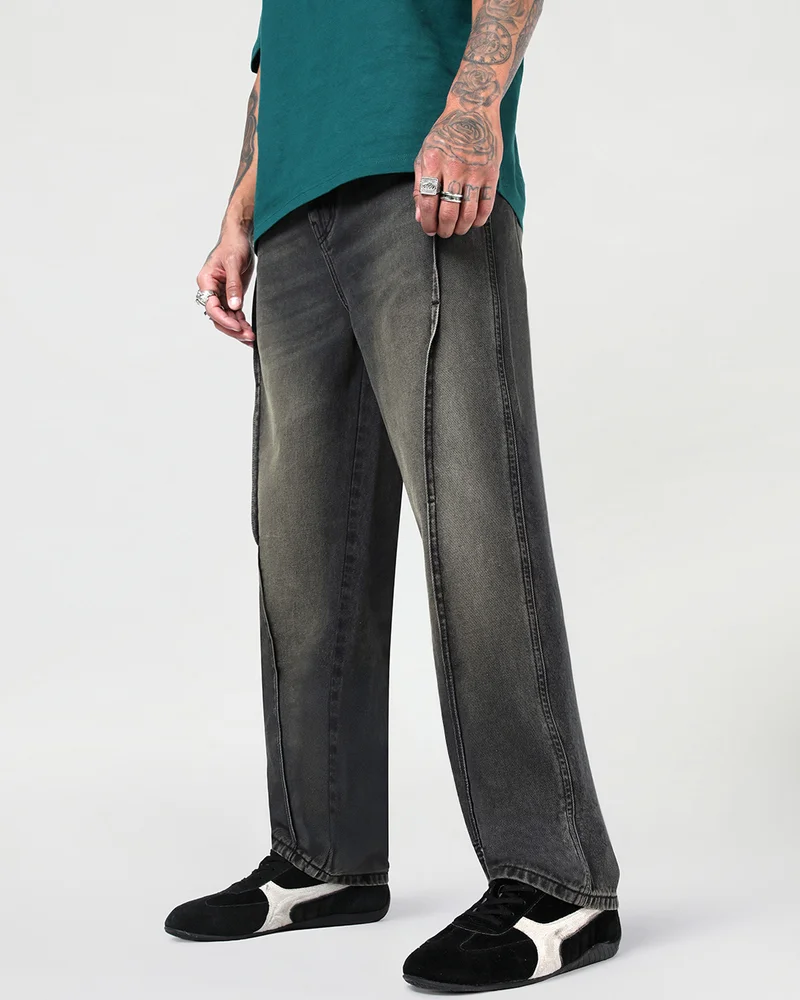 بيواكوف Men's Jet Black Washed Straight Fit Mid-Rise Jeans