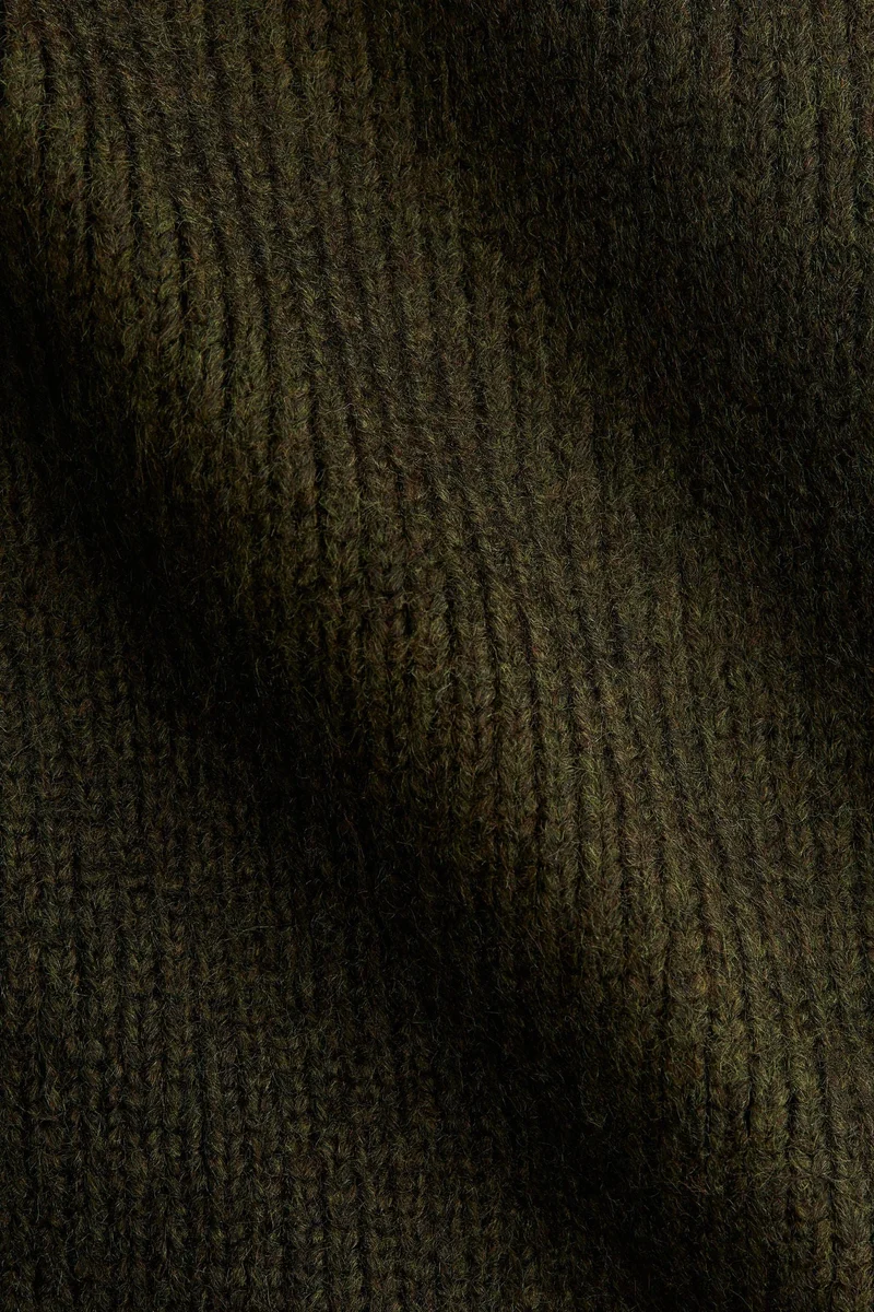 H&M Knitted turtleneck dress