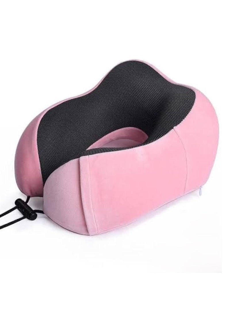 مخدة رقبة مبتكرة بجراب وسحّاب تجمع بين الراحة والتنظيم مش بس هتريح رقبتك أثناء السفر أو الجلوس الطويل، كمان هتخلي أغراضك الصغيرة في متناول إيدك. - Image 1