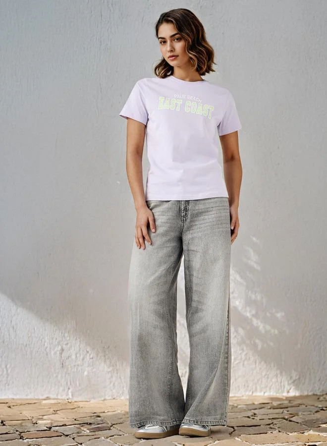 سبلاش فيڤ تيشيرت بطبعة جرافيك ورقبة دائرية