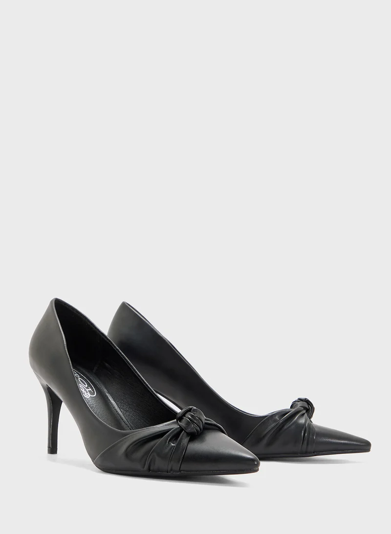 Spot-On Pointed Pump With Knot Detail