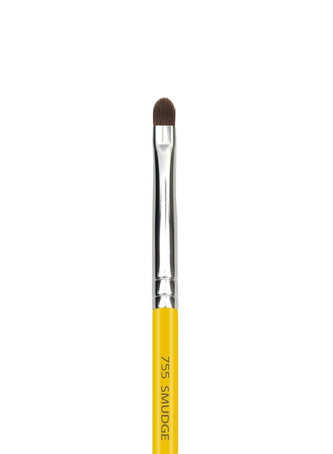 Bdellium Tools Professional Makeup Brush - Studio Series 755 Smudge - With Mix of Soft Natural and Synthetic Fibers, For Creating the Soft, Smoky Eyes (Yellow, 1pc) - Image 2