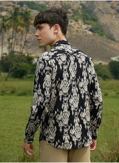 Campus Sutra Men's Onyx Black Indie Imprint Shirt  - Image 5