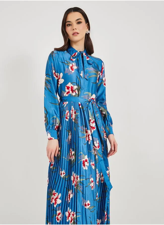 ستايلي All-Over Floral Print Pleated A-Line Maxi Dress