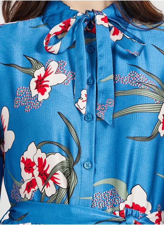 ستايلي All-Over Floral Print Pleated A-Line Maxi Dress