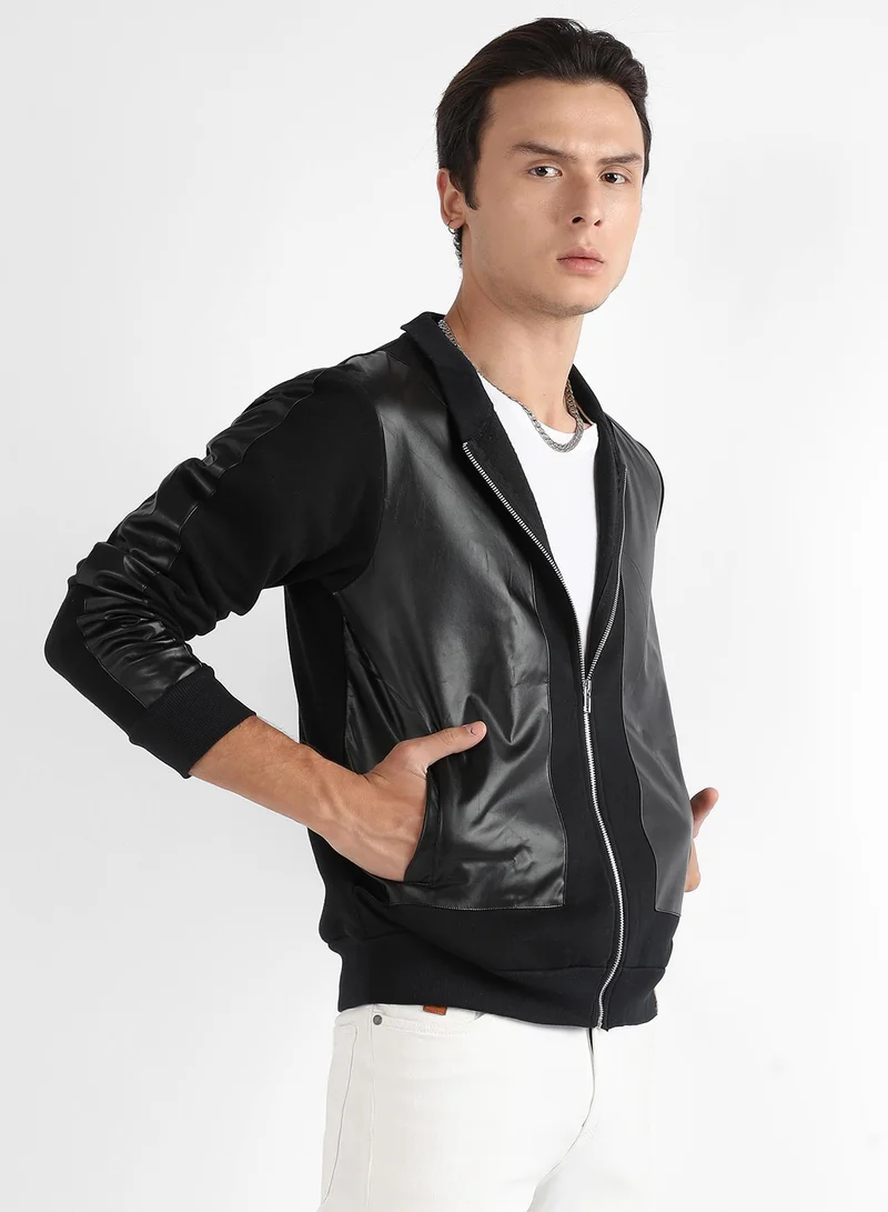 Campus Sutra  Men's Black Zip-Front Jacket With Ribbed Hem for Men | Best Price UAE