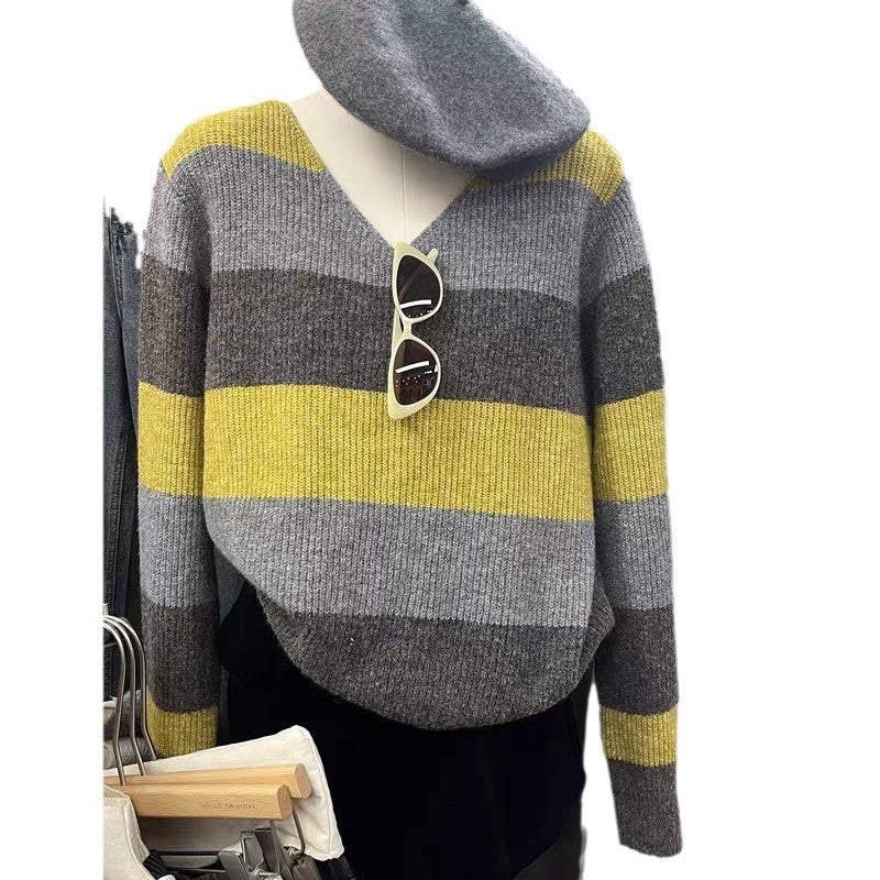 Women's V-Neck Stripe Cardigan - Image 5