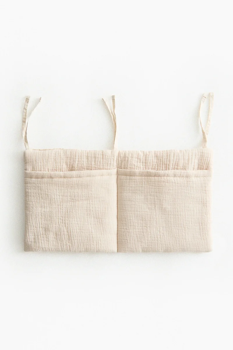 H&M Wall-hanging muslin storage