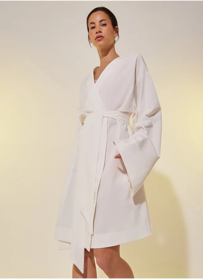 Take Two Take Two White Solid Long Sleeve Robe with Tie Detail