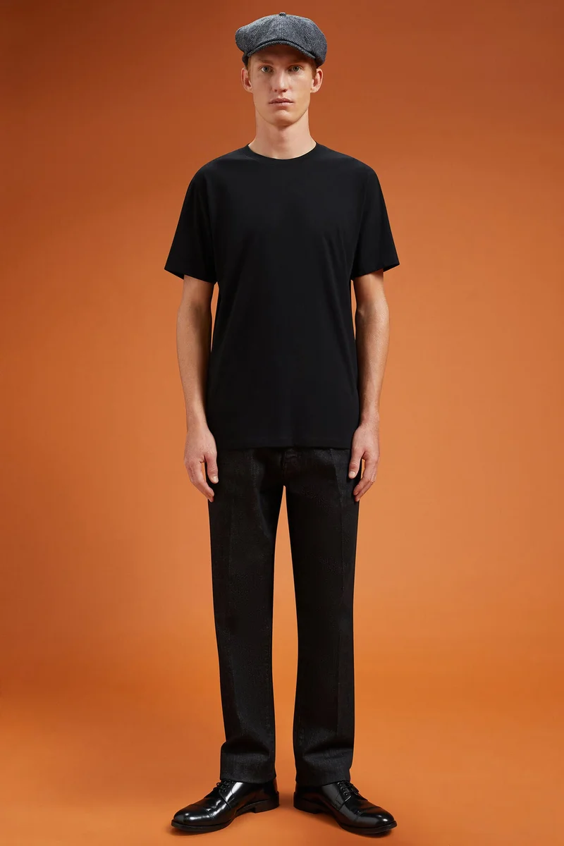 Doppelganger Black Men's 100% cotton crew neck T-shirt with short sleeves in a regular fit - Black for Men | Best Price UAE