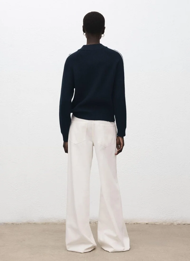 مانجو كنزة بياقة بيركنز وخطوط متباينة