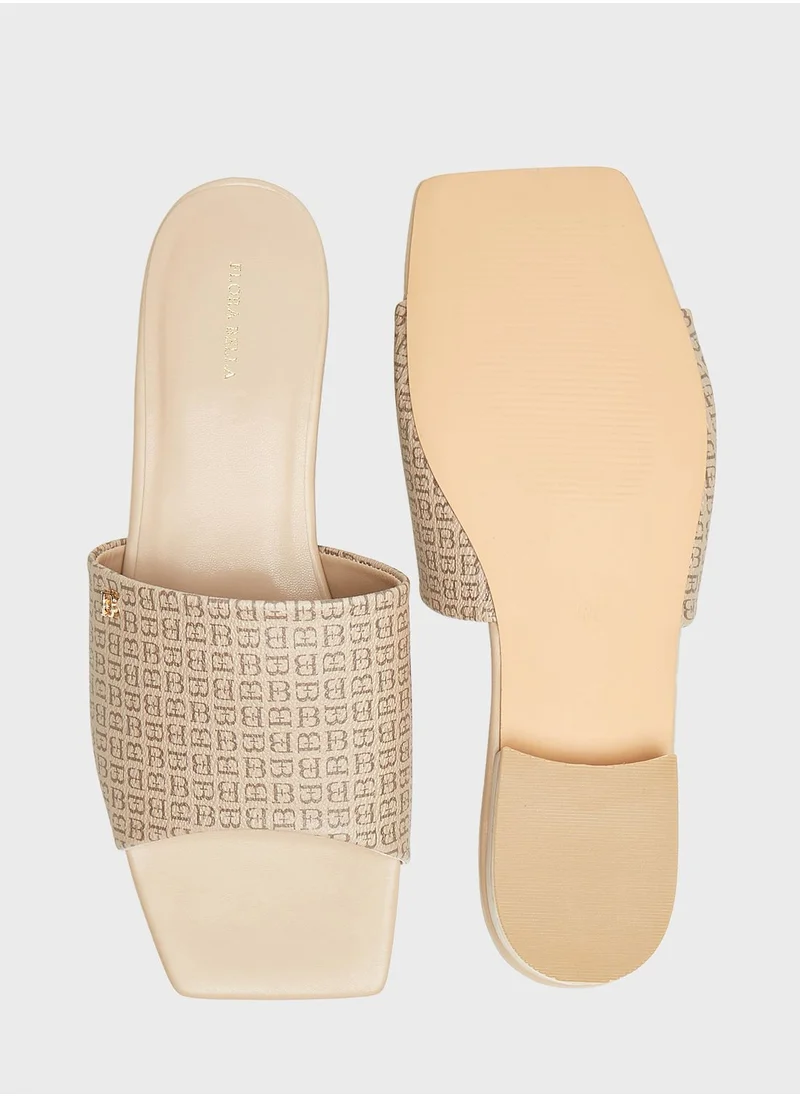 شو اكسبرس One Strap Flat Sandals