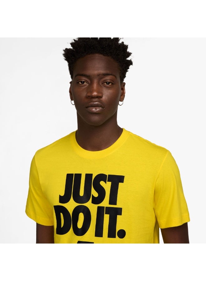 Nike Men’s Nike Sportswear Just Do It Verbiage T-Shirt - Image 1