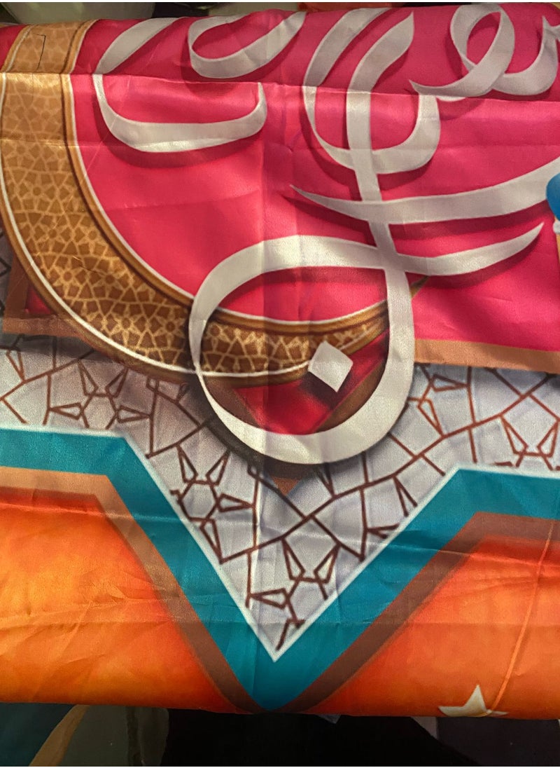 مفرش لزينه رمضان من قماش الستان مقاس متر ونص في متر ونص + 2 كسوه للكوشنات من نفA tablecloth for Ramadan decorations made of satin fabric, size one and a half meters by one and a half metersس اللون  - Image 1
