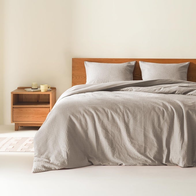 TAUPE QUEEN COMFORTER SET 3 PIECES BREATHABLE DOTTED WEAVE TEXTURE COMFORTER SETS MODERN FARMHOUSE BOHO COMFORTER SHAMS ALL SEASON MICROFIBER QUEEN BED SET FULLQUEEN