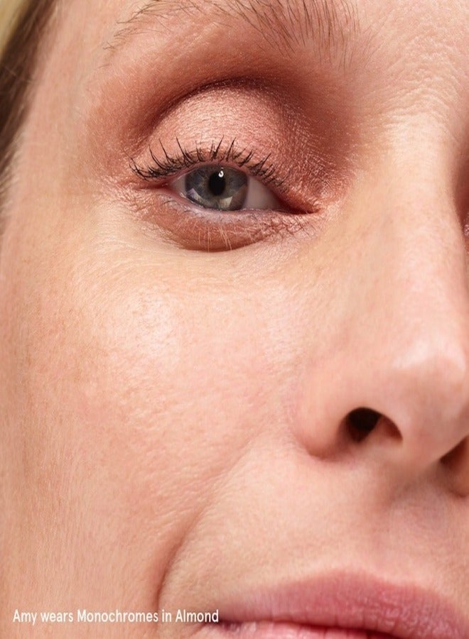 جلوسير أكثر لمعانًا  لوحة ظلال العيون الأساسية أحادية اللون، اللوز - مجموعة من ثلاث قطع - Image 2