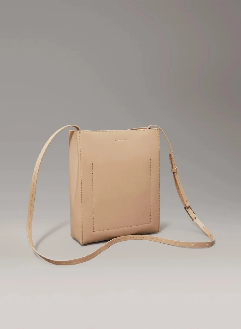 CALVIN KLEIN Leather Crossbody Bag