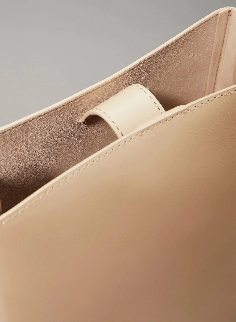 CALVIN KLEIN Leather Crossbody Bag