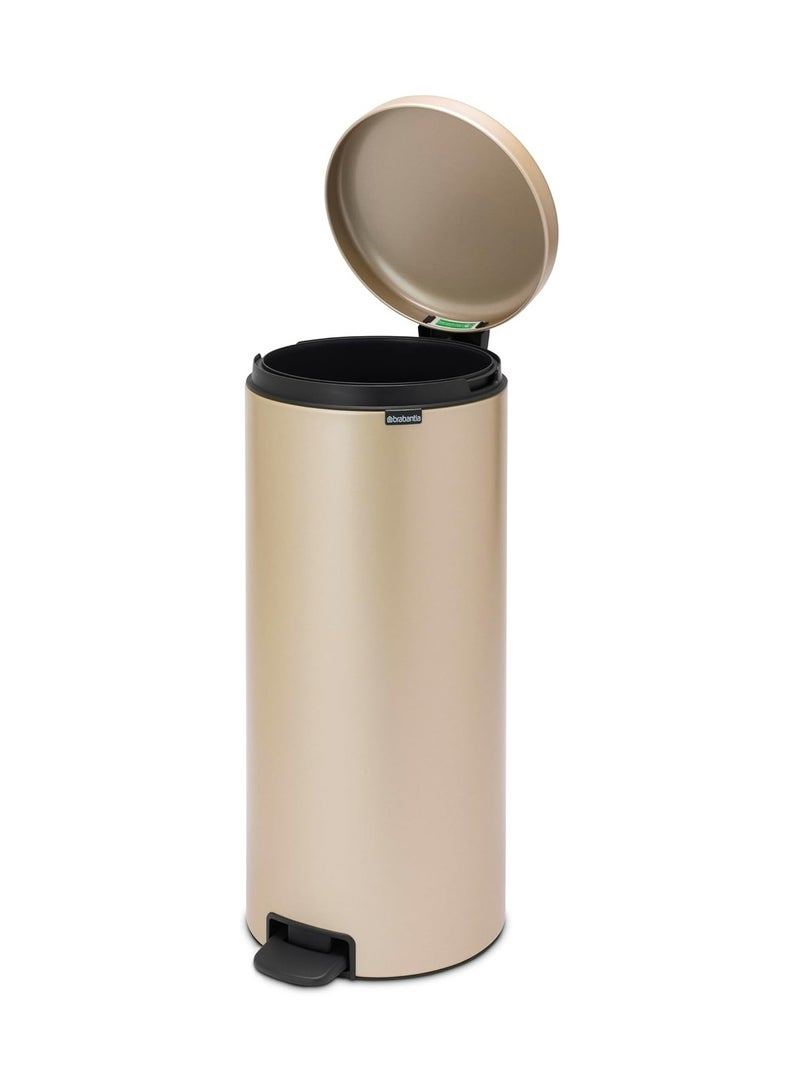 Brabantia NewIcon Pedal Bin 30 L - Metallic Gold Soft-Closure Kitchen Rubbish Bin with Removable Inner Bucket - Image 3
