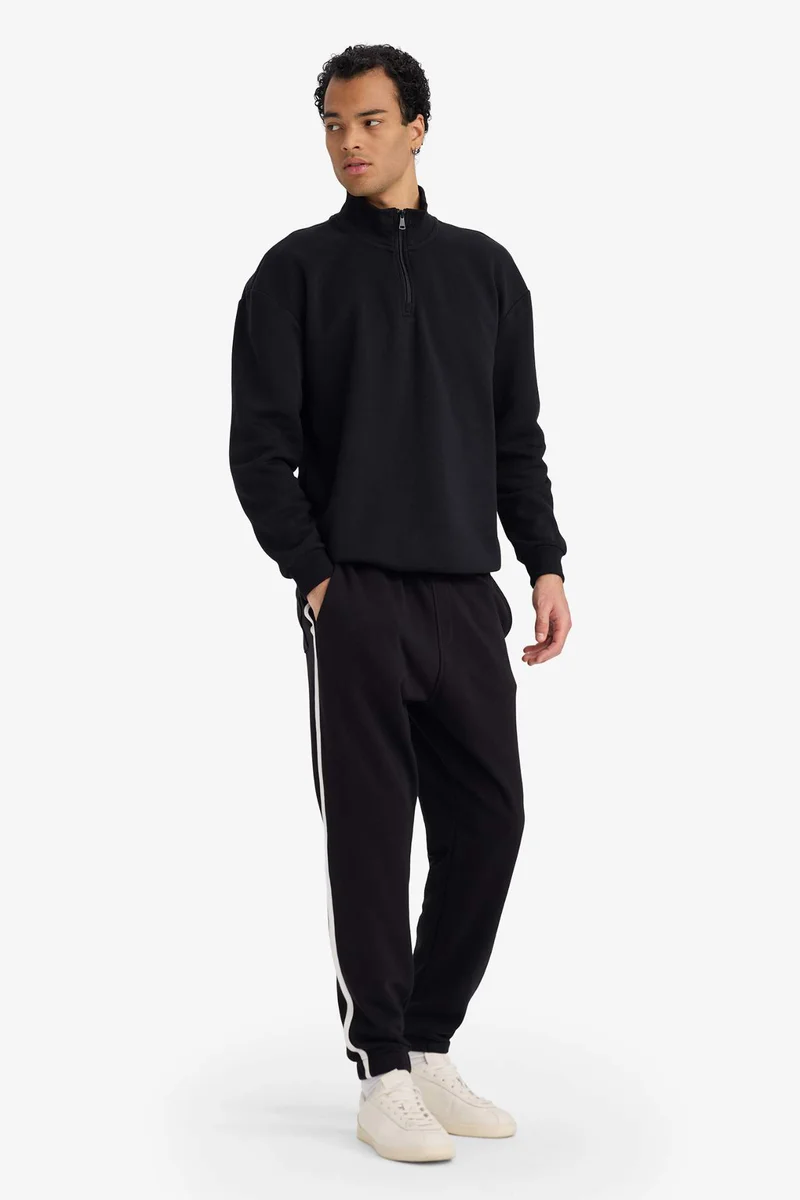 ديفاكتو Regular Jogger Pants