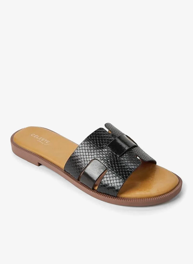 سيليست Women Textured Flat Sandals