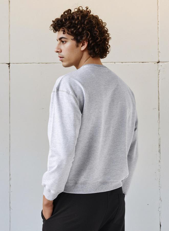 كابا سويت شيرت كابا بطبعة شعار ورقبة دائرية وأكمام طويلة - Image 3