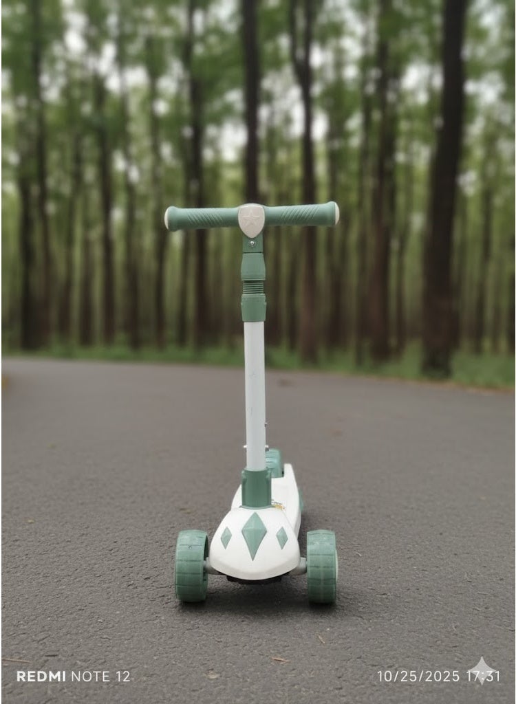 Kids Scooter Unique Design with Multiple Heights, Flashing Lights, And Music. Provides a Fun and Safe Experience for Fun - Image 3