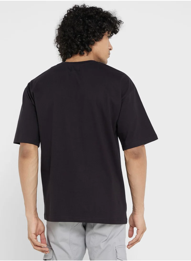 سفنتي فايف Contrast Printed T Shirt