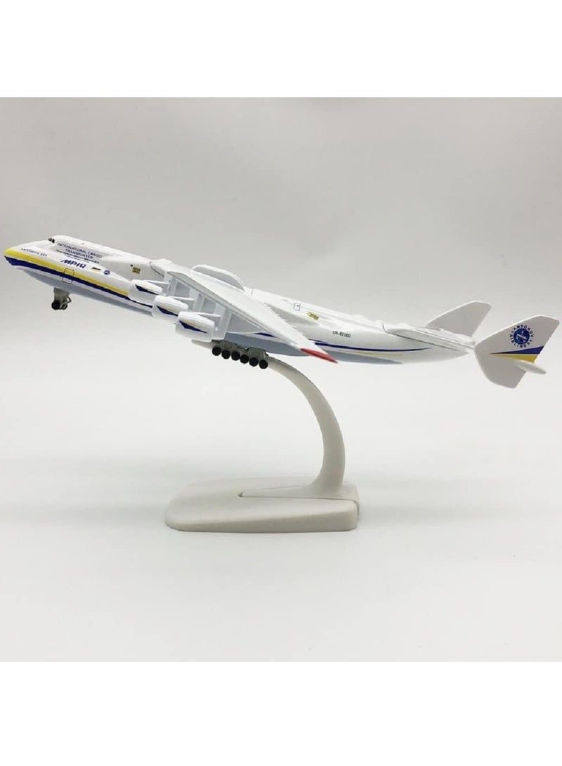 1:400 Scaled Antonov AN225 Transport Airplane Model - Image 2