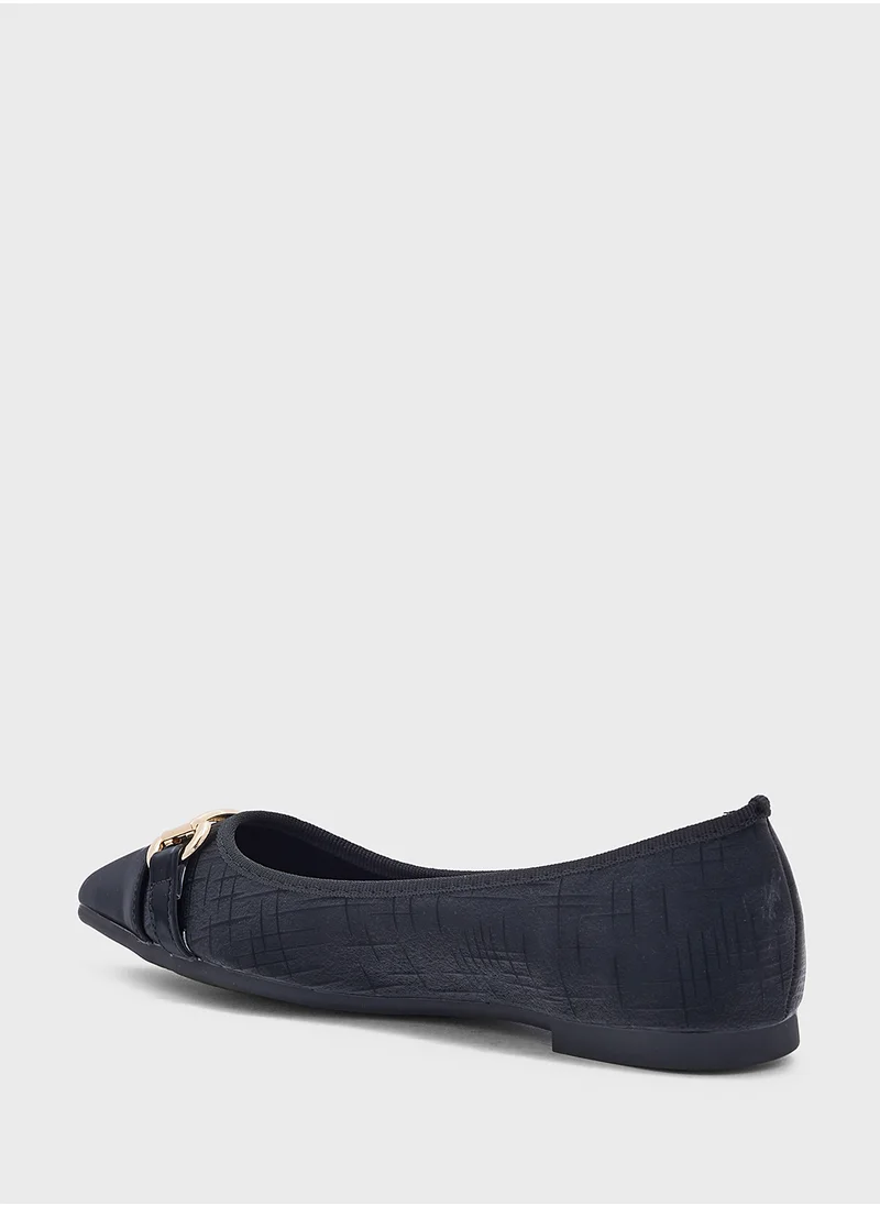 ELLA Horse Bit Trim Pointed Flat Shoe