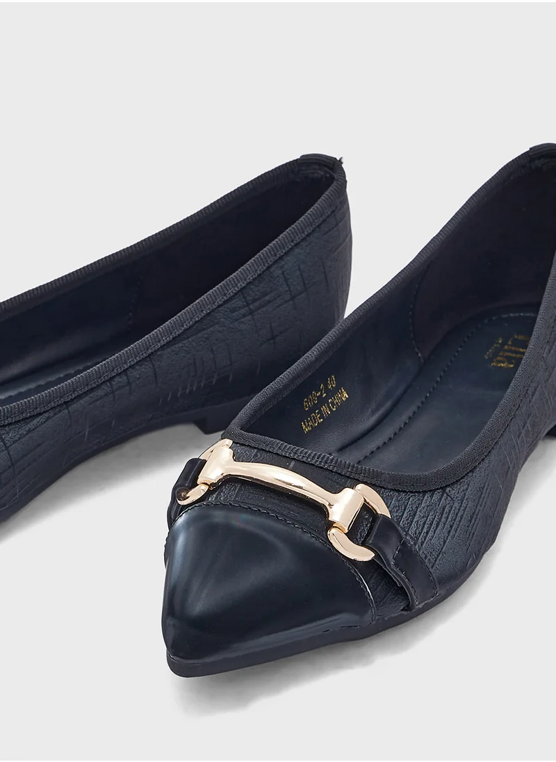 ELLA Horse Bit Trim Pointed Flat Shoe