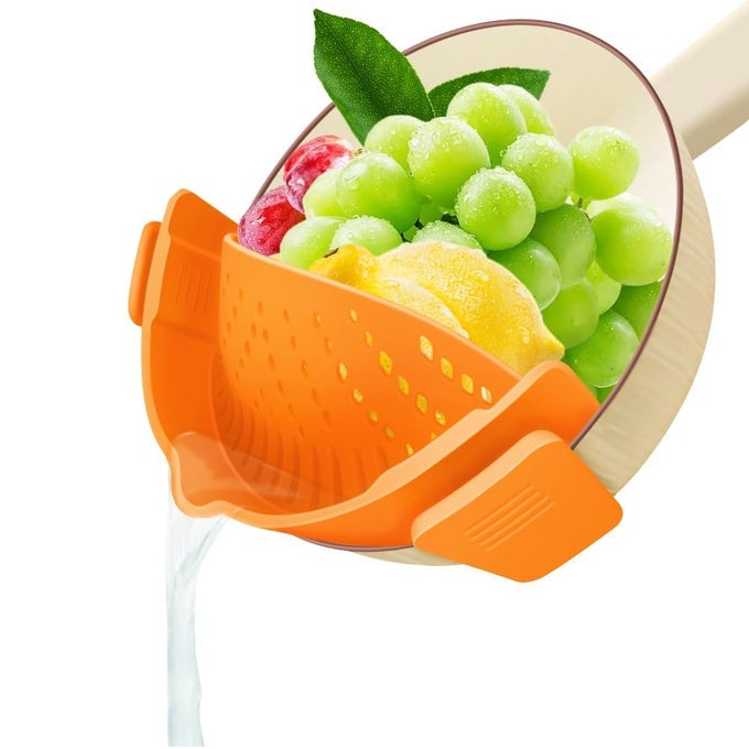 CLIP ON STRAINER FOR POTS PAN PASTA SILICONE FOOD STRAINER HANDSFREE PAN STRAINER CLIPON KITCHEN FOOD STRAINER FOR SPAGHETTI PASTA GROUND BEEF FITS ALL BOWLS AND POTS ORANGE
