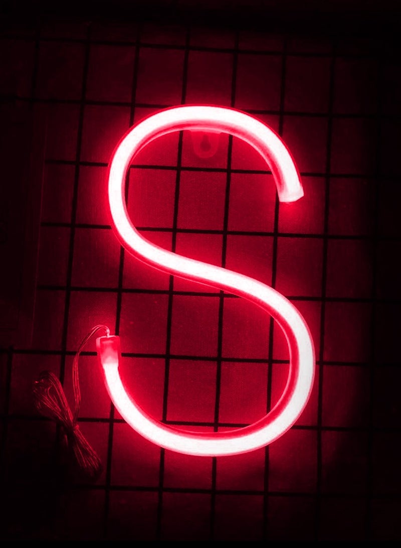 سلة حرف بإضاءة النيون باللون الأحمر الدافىء – S - Image 1