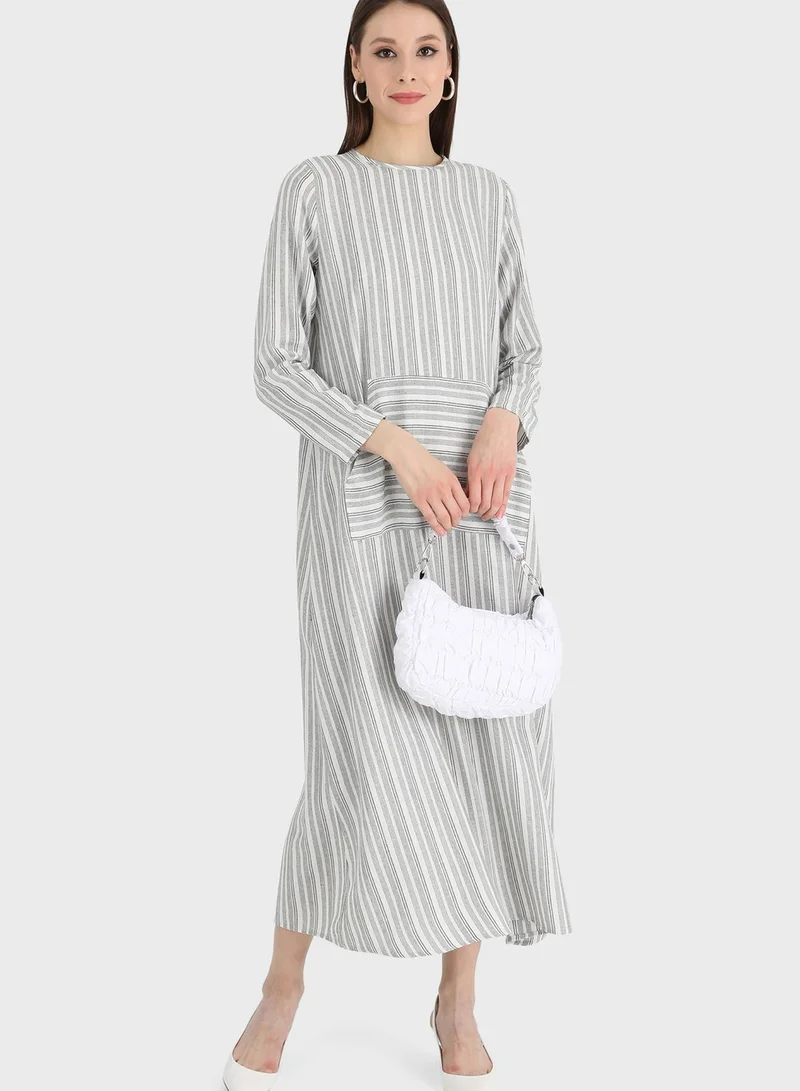 Tavin by Modanisa Striped Pocket Detail Dress