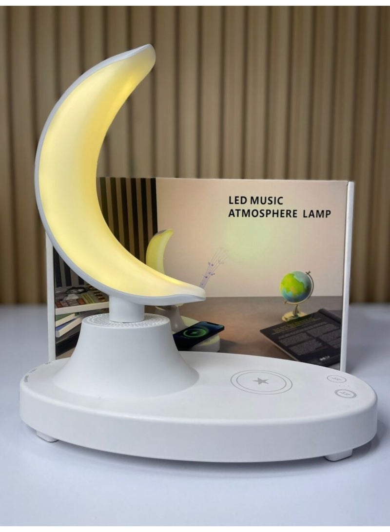 جرين تايجر مصباح موسيقي LED على شكل هلال مع شاحن لاسلكي ومكبر صوت بلوتوث - Image 1