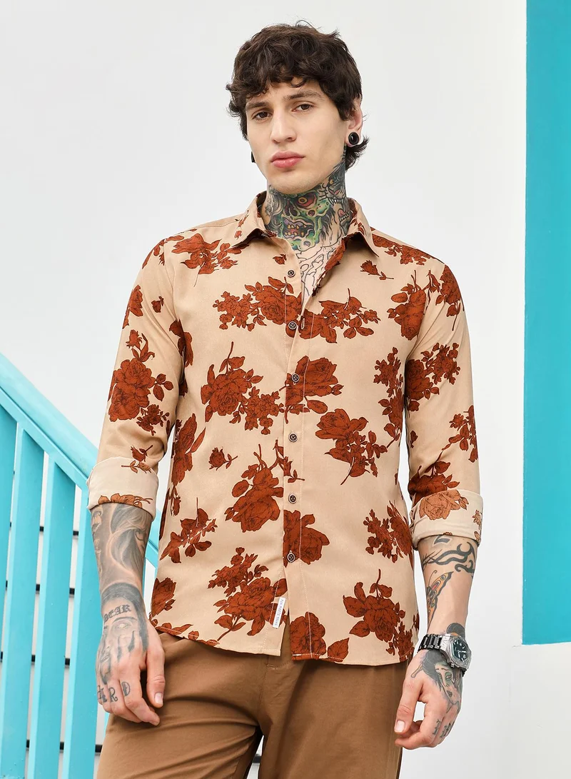 Campus Sutra Campus Sutra Men's Russet Brown & Ecru Beige Contrast-Roses Imprint Shirt | Spread Collar , Long Cuffed Sleeves , Button Closure , Curved Hem | Floral Print Plain | Polyester Shirt For Casual Wear