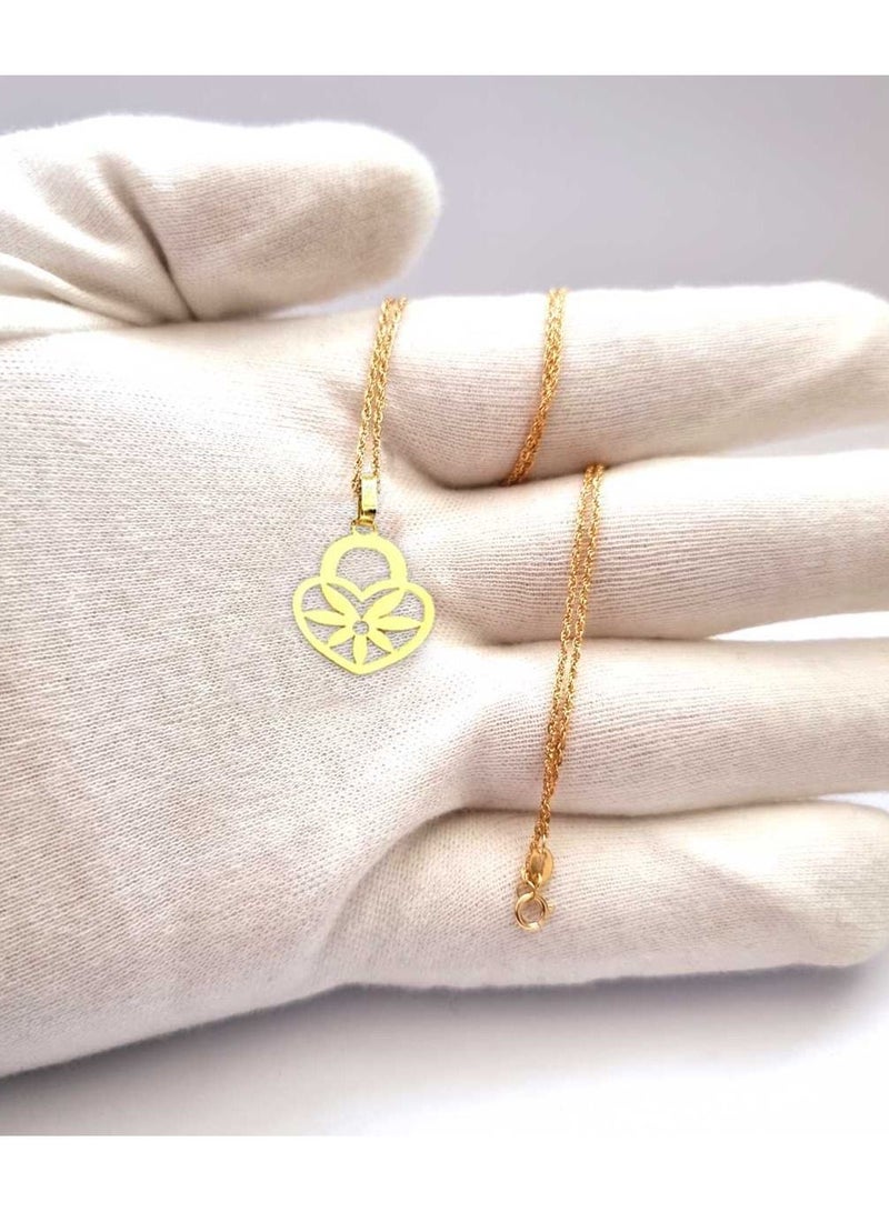 Hamsa.ae 18K Pure Gold Heart With Flower Design Necklace For Women - Image 5