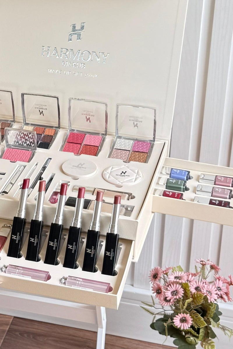 Harmony Makub Makeup Set - Image 2