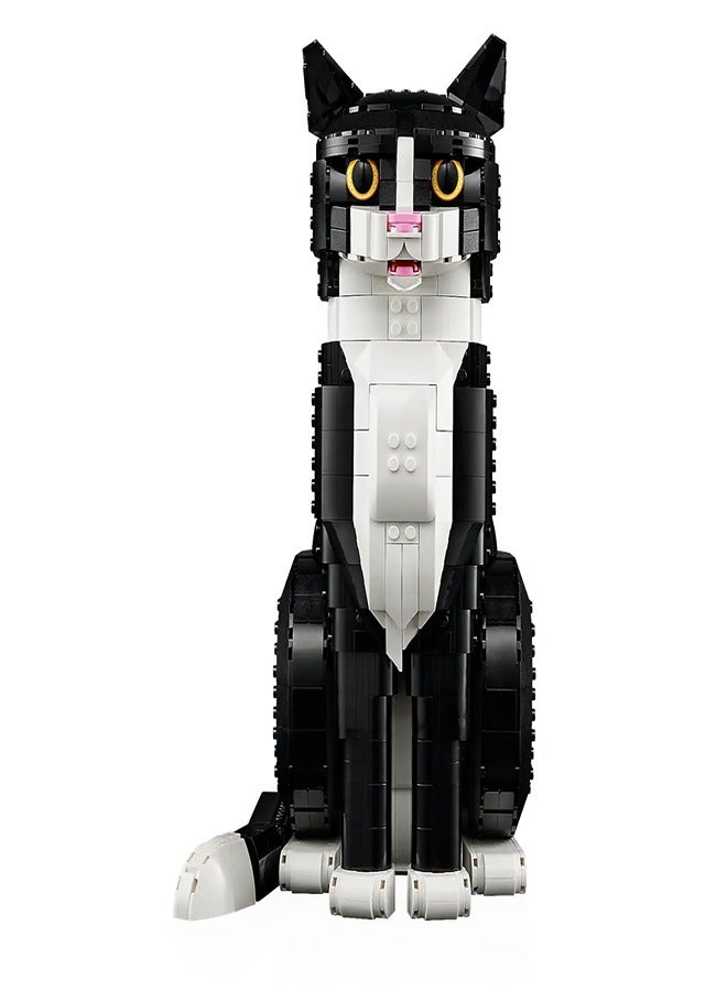 LEGO LEGO - Ideas Tuxedo Cat 1710 Pieces - 21349  - Image 2