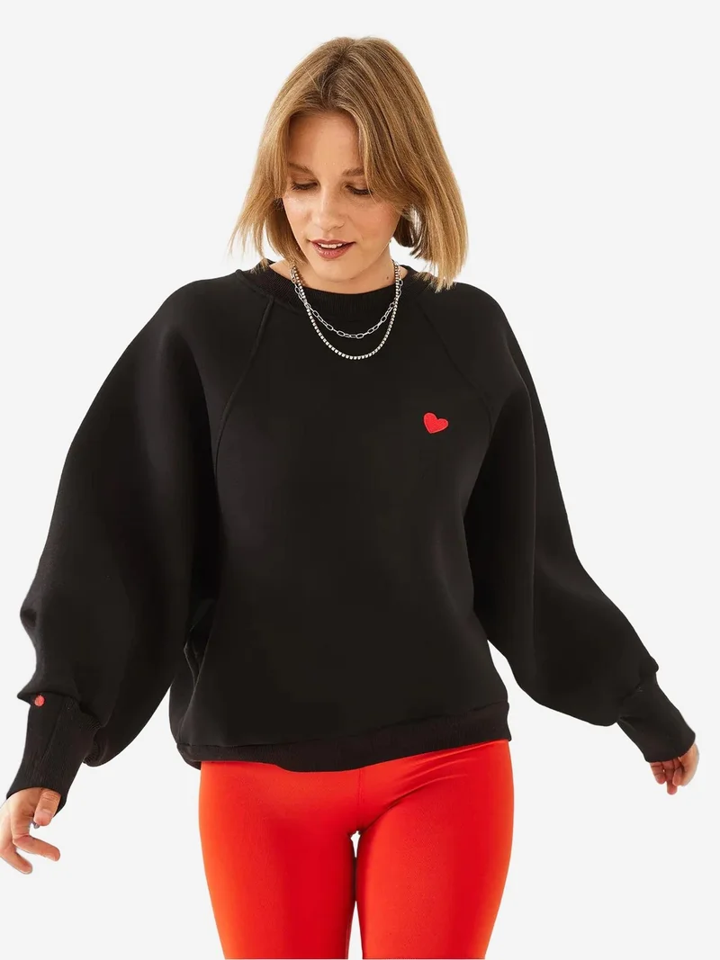 Bianco Lucci Black LUCCI Embroidered Crew Neck Long Sleeve Sweatshirt for Women | Best Price UAE