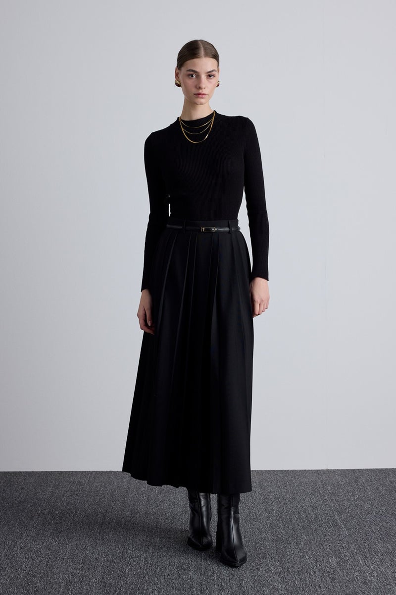 Manuka Wide Pleated Skirt Black  - Image 4