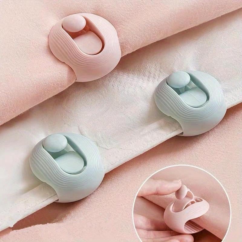 Quilt Holder ABS Plastic Anti-Slip Stripe Grip - Pin-Free Safe Design Secure Hold for Comfortable Handling