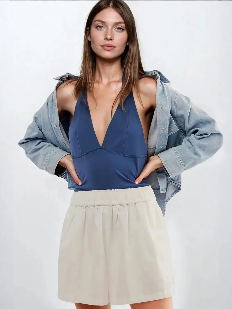 Fitted V-Neck Knitted Top