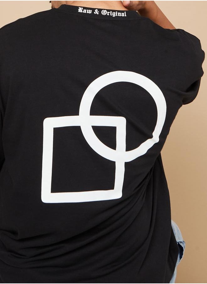 Styli Back Shape Graphic Print Oversized T-Shirt