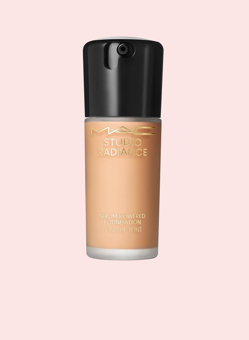 MAC Cosmetics Studio Radiance Serum Powered Foundation - NW22 - Image 1