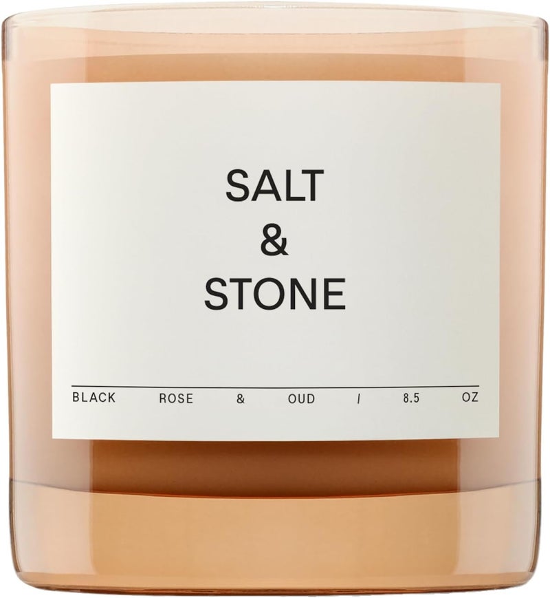 سولت اند ستون شمعة معطرة من SALT & STONE | مصبوبة يدويًا، عطرية ومنعشة | مصنوعة من شمع مزيج جوز الهند الطبيعي وفول الصويا | فتيل قطني 100% | وقت احتراق طويل الأمد 50 ساعة (8.5 أونصة) (وردة سوداء وفيتيفر) - Image 1