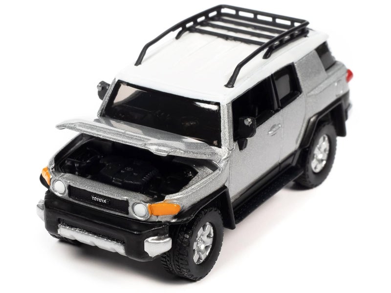 Johnny Lightning 2007 Toyota FJ Cruiser Titanium Silver Metallic with White Top and Roofrack Classic Gold Collection Series Limited Edition 164 Diecast Model Car by Johnny Lightning - Image 3