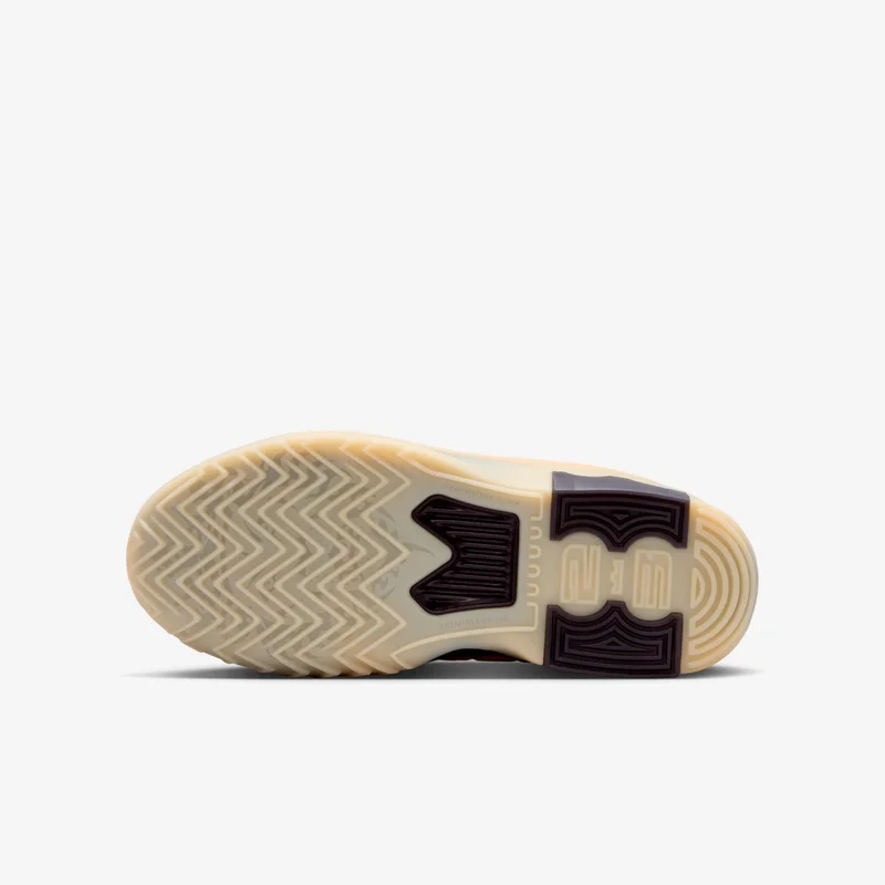 Nike Kids' LeBron Witness 9 Basketball Shoes