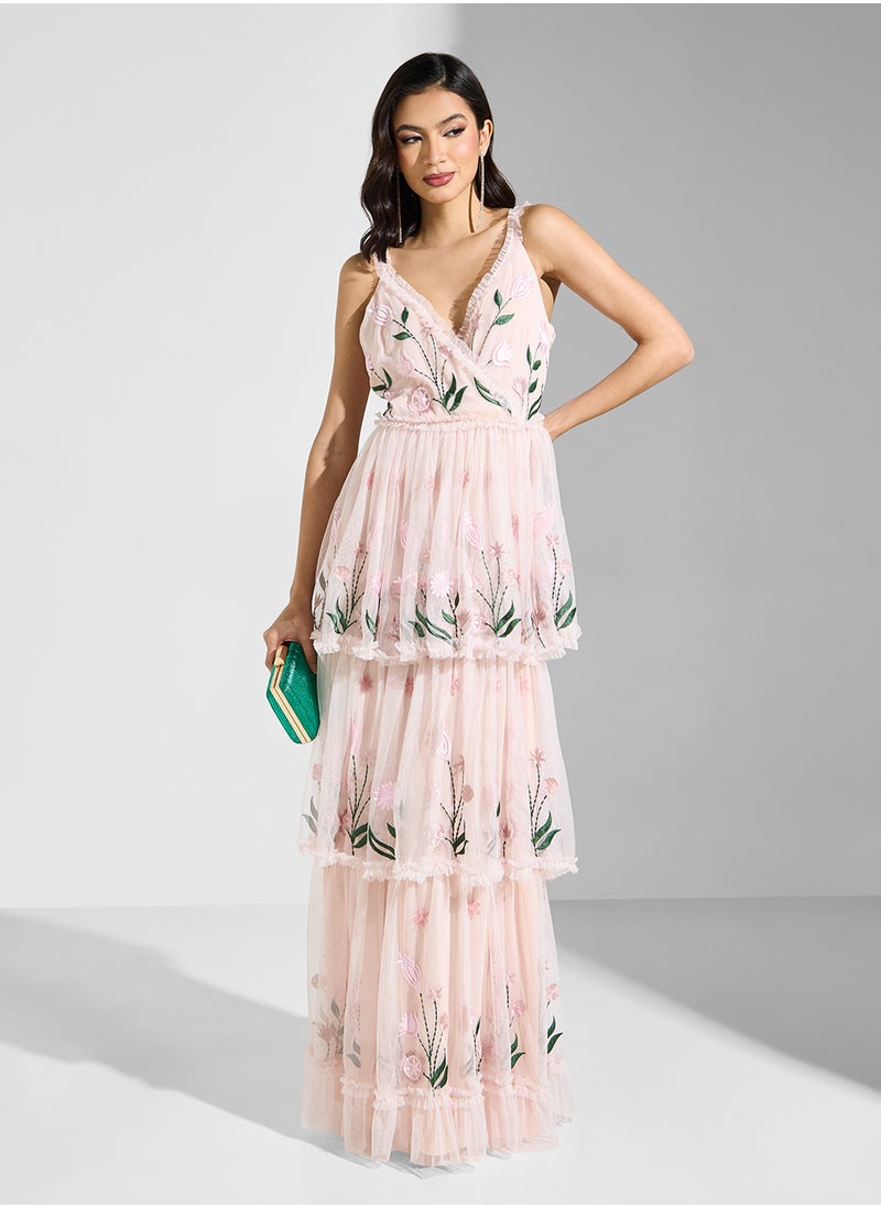 Namshi x Floral Embroidered Dress  - Image 4